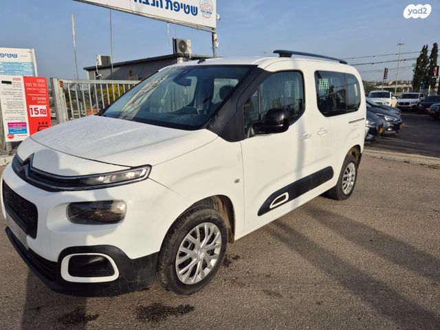 מודעת רכב סיטרואן ברלינגו