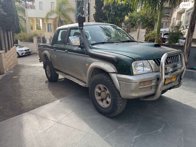 מודעת רכב מיצובישי טרייטון / L200