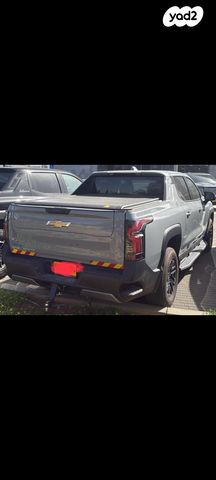 מודעת רכב שברולט סילברדו EV