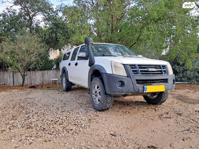 מודעת רכב איסוזו די-מקס