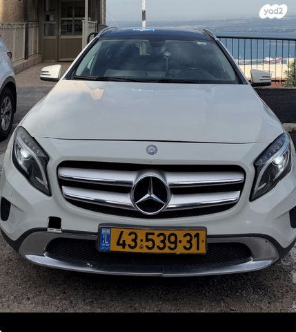 מודעת רכב מרצדס-בנץ GLA