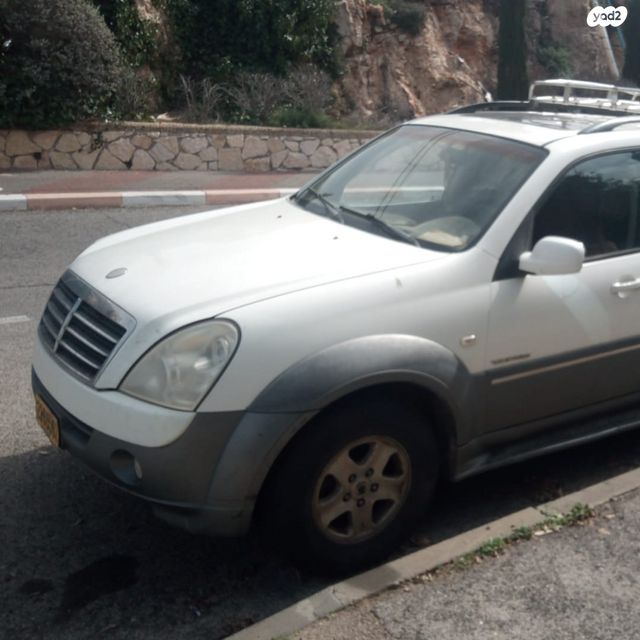 מודעת רכב סאנגיונג רקסטון