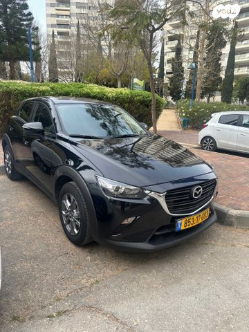 מודעת רכב מאזדה CX-3
