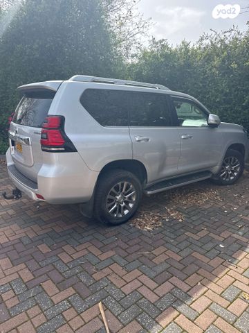 מודעת רכב טויוטה לנד קרוזר