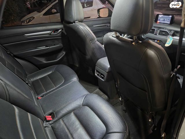 מודעת רכב מאזדה CX-5