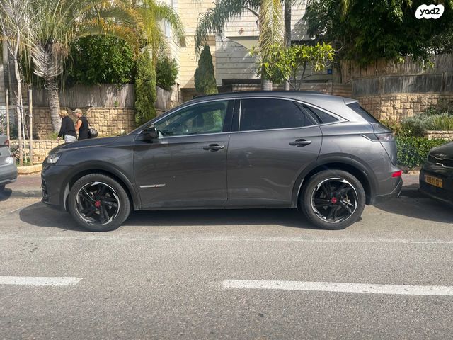 מודעת רכב די.אס 7