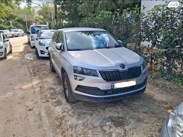 מודעת רכב סקודה קארוק