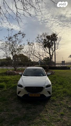 מודעת רכב מאזדה CX-3