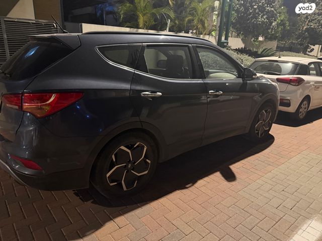 מודעת רכב יונדאי סנטה פה