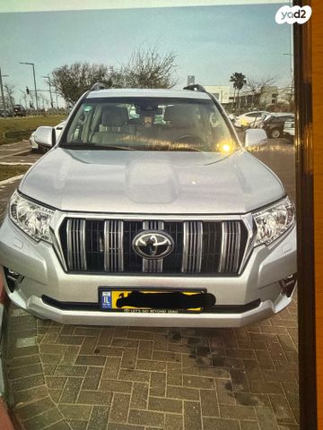 מודעת רכב טויוטה לנד קרוזר