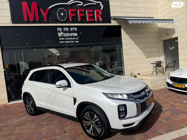 מודעת רכב מיצובישי ASX