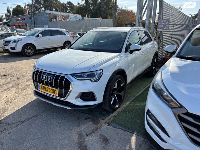 מודעת רכב אאודי Q3 2