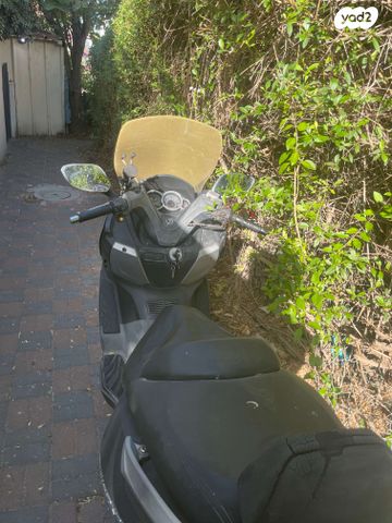 מודעת רכב סאן יאנג ג'וי-מקס 125