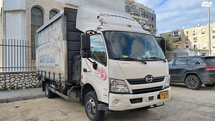 מודעת רכב טויוטה