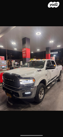 מודעת רכב דודג'