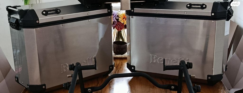 feedItemObj.data.row_1