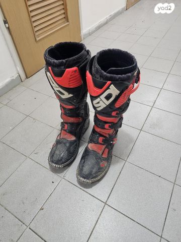 feedItemObj.data.row_1