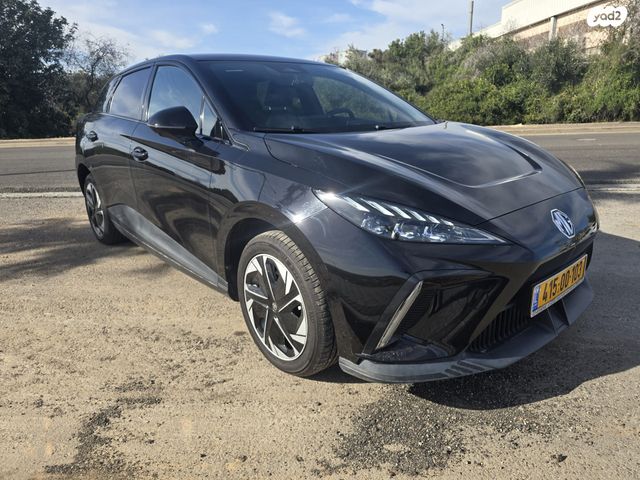 מודעת רכב אם ג'י MG4