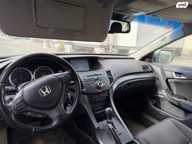 מודעת רכב הונדה אקורד 1