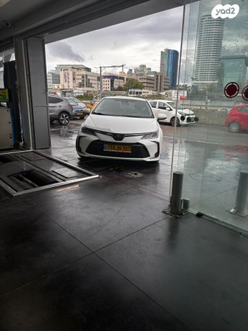 מודעת רכב טויוטה קורולה