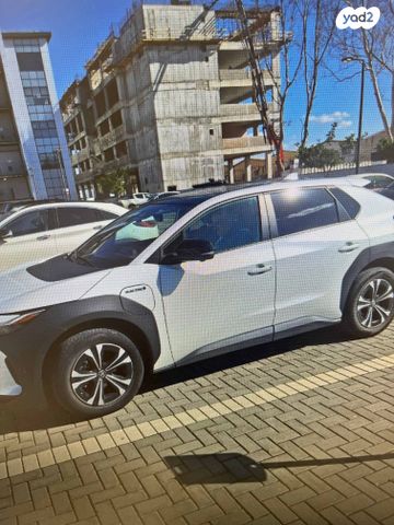 מודעת רכב טויוטה bZ4X