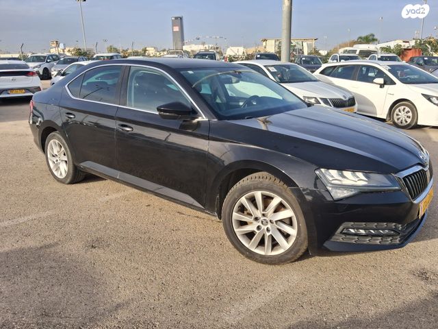 מודעת רכב סקודה סופרב