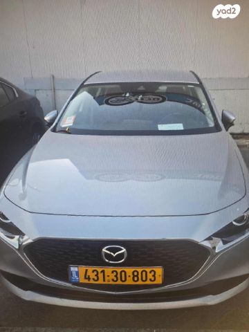 מודעת רכב מאזדה 3