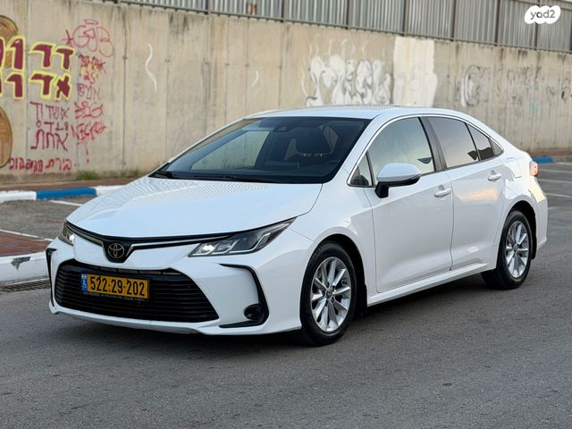 מודעת רכב טויוטה קורולה