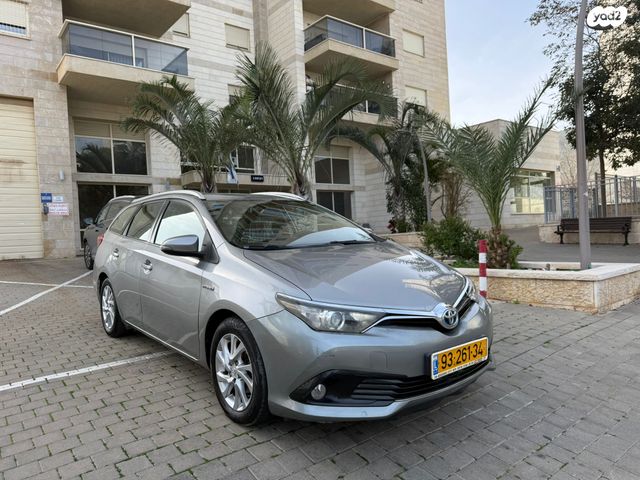מודעת רכב טויוטה אוריס