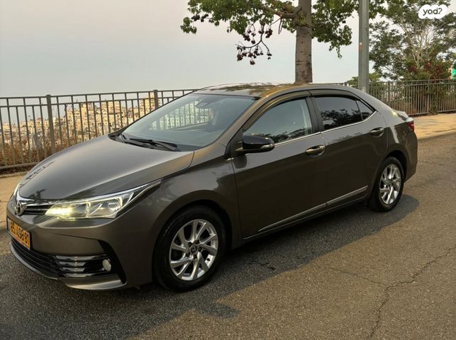 מודעת רכב טויוטה קורולה