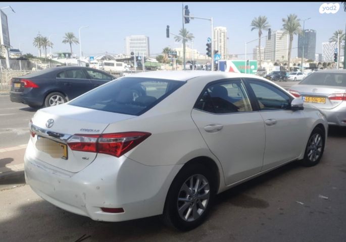 מודעת רכב טויוטה קורולה