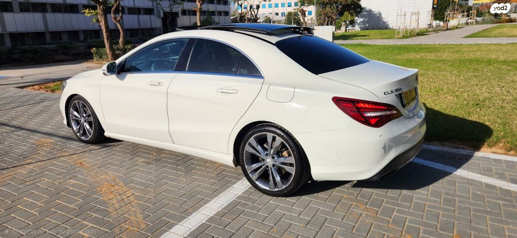 מודעת רכב מרצדס-בנץ CLA 2