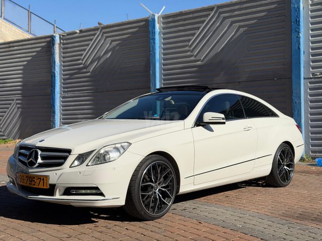 מודעת רכב מרצדס-בנץ E-class