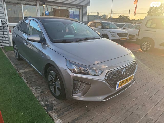 מודעת רכב יונדאי איוניק