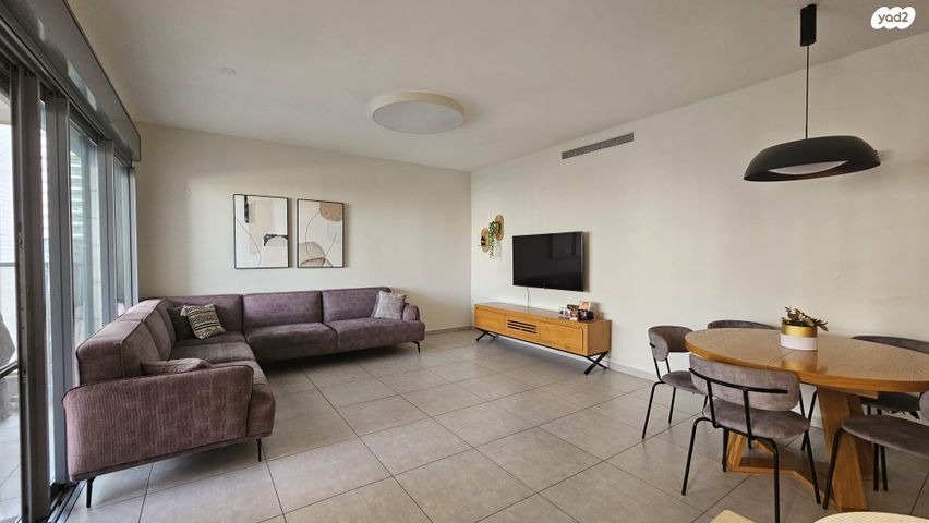 שייקה אופיר 15