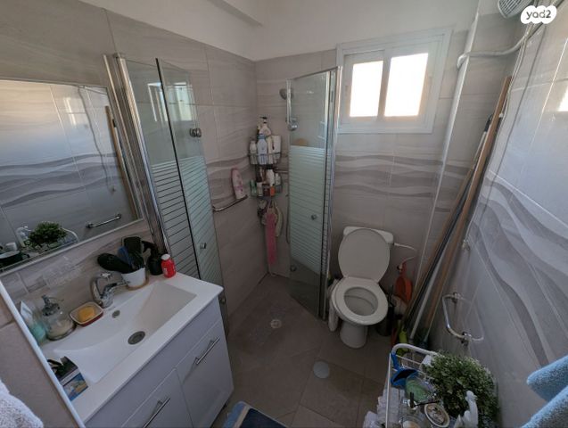 יציאת אירופה 2