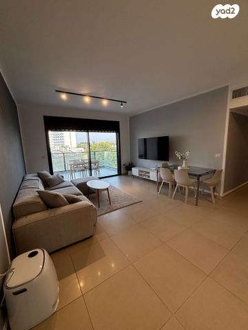 הגיבור האלמוני 33