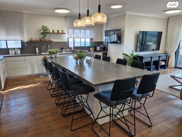 שדרות דוד המלך 54