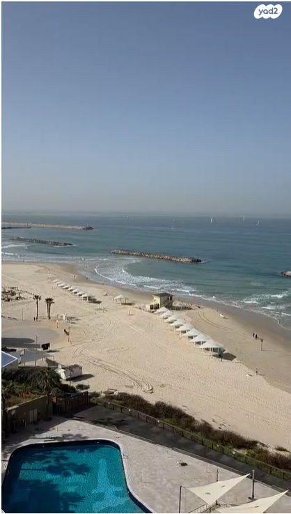 קדושי השואה 60