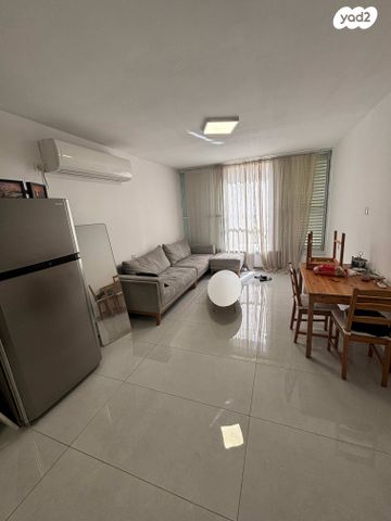 שדרות ירושלים 35