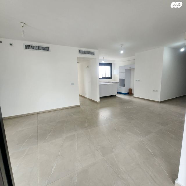 יצחק שמיר 11