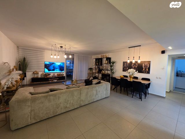 זכריה הנביא 6