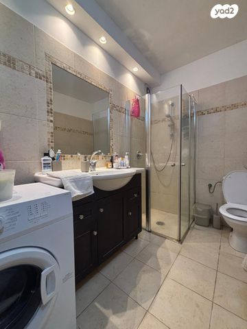 מורדי הגטאות 133