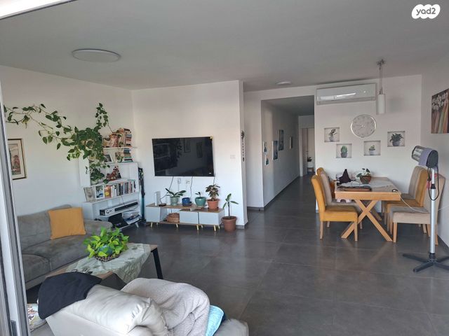 דבורה הנביאה 12