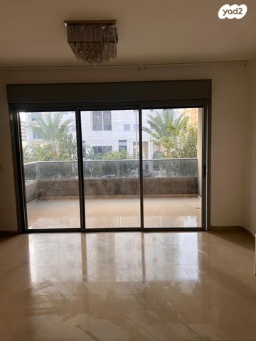 ביכורי ענבים 53