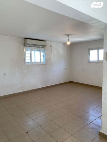 יהושע שטמפפר 111