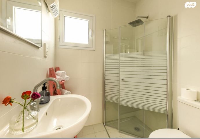 שדרות ניצה 8