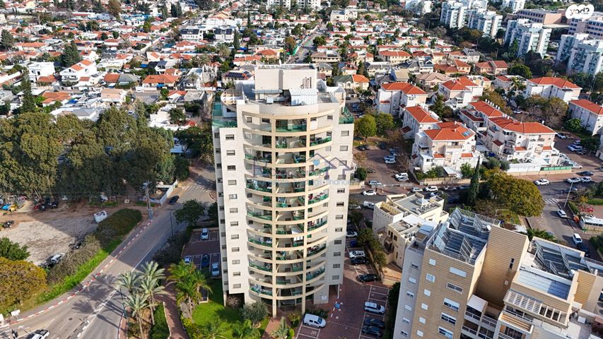 דרך דגניה 33