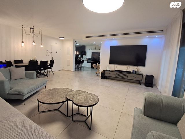 גג/ פנטהאוז