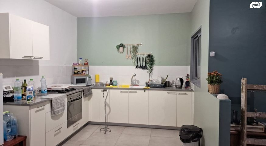 דירה, בית אל